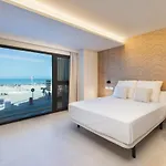 Playa Victoria - By Grupo Tribu Aparthotel Cadiz