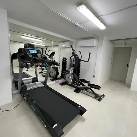 Playa Victoria - By Grupo Tribu 4* Cadiz