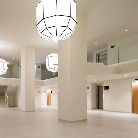 Playa Victoria - By Grupo Tribu Aparthotel Cadiz