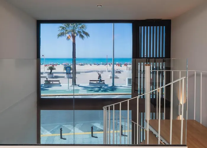 Playa Victoria - By Grupo Tribu 4*