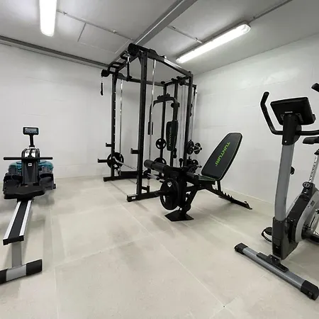 Playa Victoria - By Grupo Tribu 公寓式酒店 4*