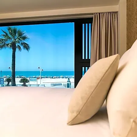Aparthotel Playa Victoria - By Grupo Tribu 4*