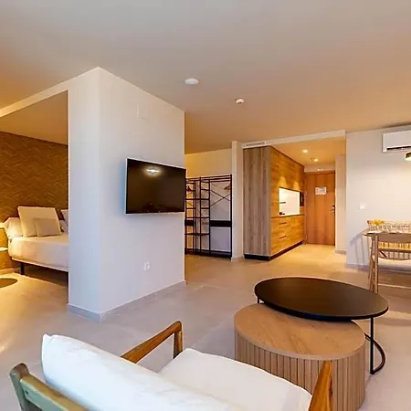 Aparthotel Playa Victoria - By Grupo Tribu 4*