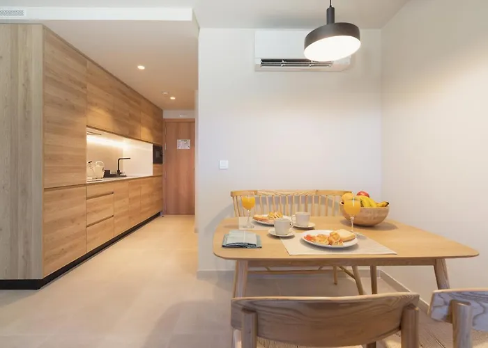 公寓式酒店 Playa Victoria - By Grupo Tribu 4*