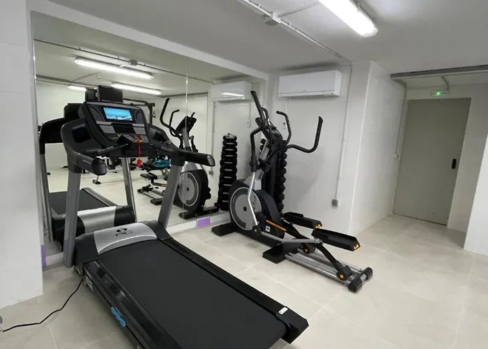 Playa Victoria - By Grupo Tribu 4* Cádiz